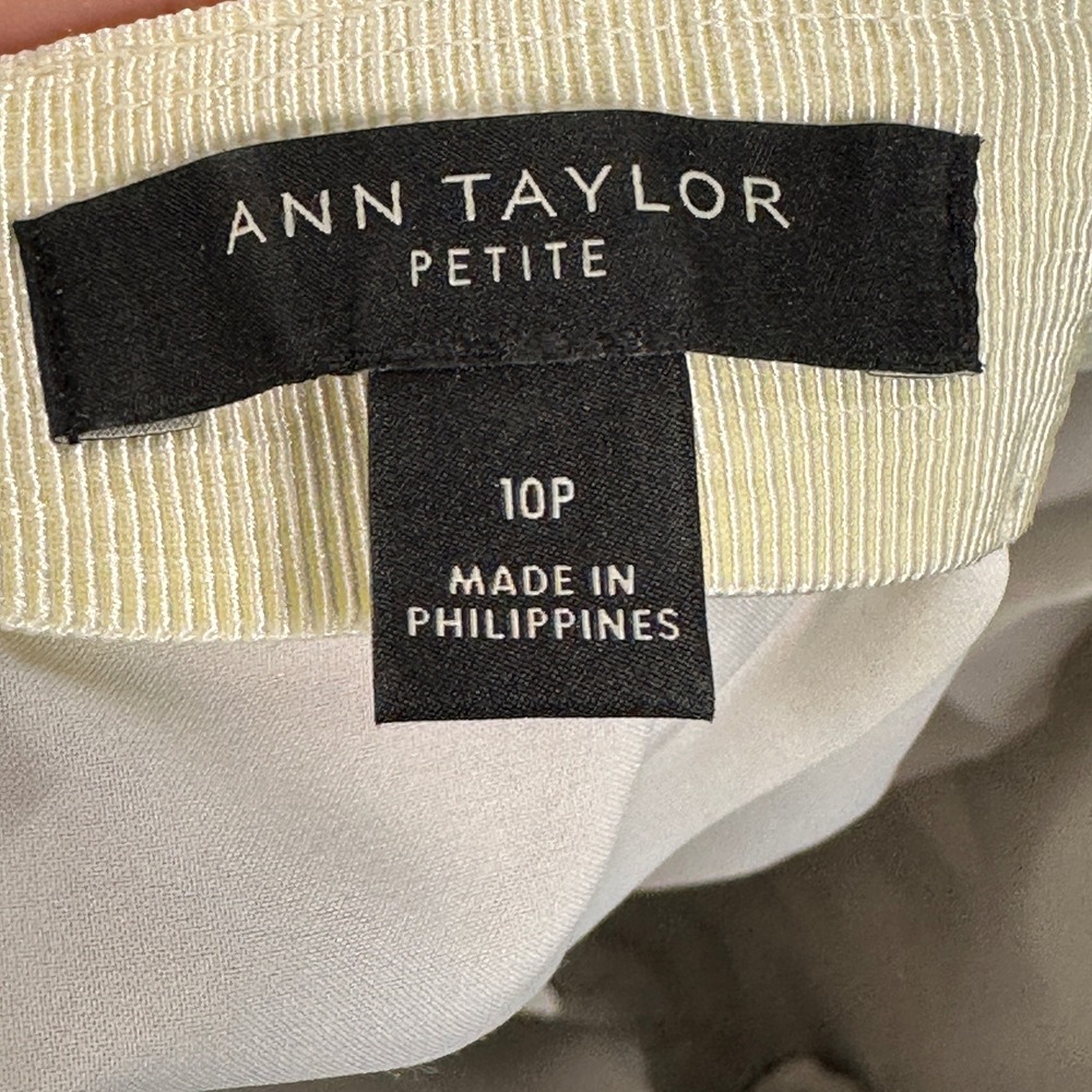 Ann Taylor‎ Petite Vine Jacquard Embroidered Pencil Skirt 10P - Picture 7 of 12
